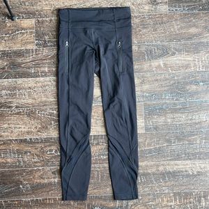 Lululemon black leggings size 02 great condition